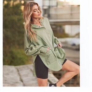 Aemi Co Women’s Hoodie Sweatshirt Green Half Zip XL Coastal Athleisure Travel